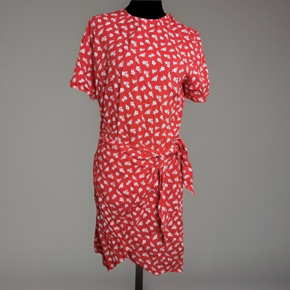 Los Angeles Atelier and Other Stories dress size 8 Short sleeve floral front tie